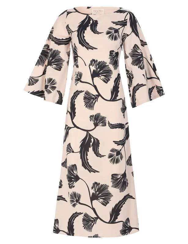 1150 Camelia sold by Beyond by Vera