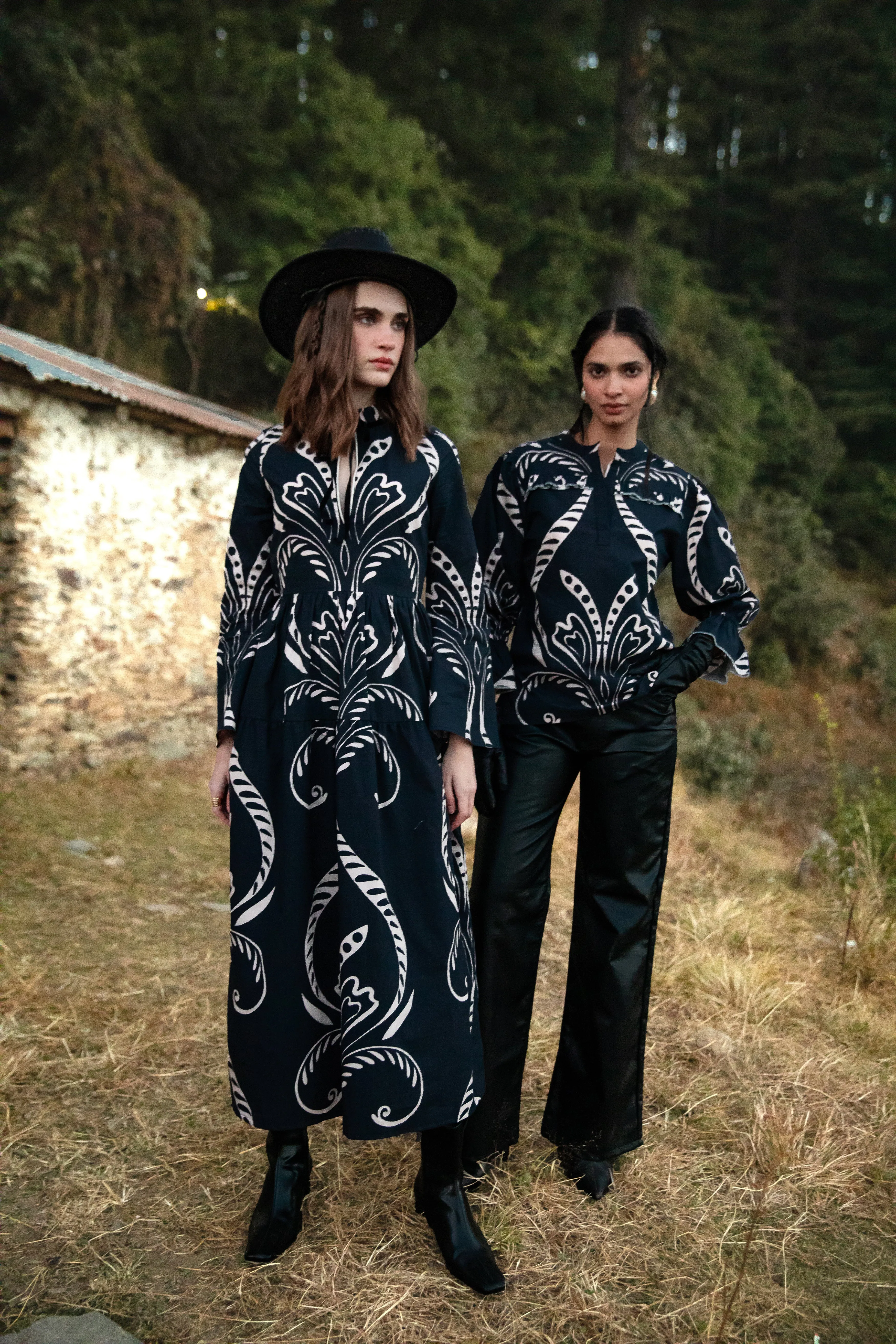 1143 River sold by Beyond by Vera product image thumbnail 5