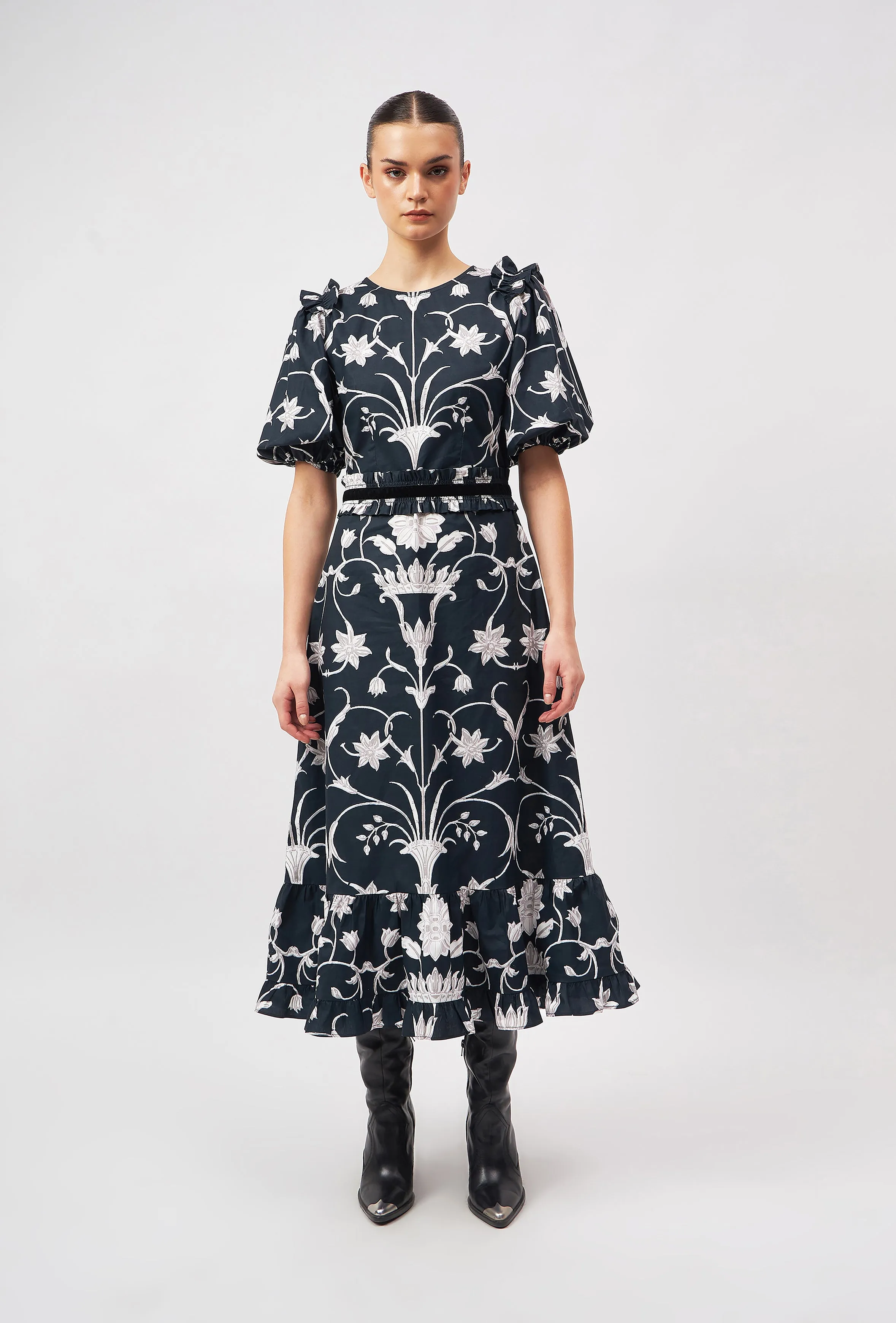 1498 Antonia sold by Beyond by Vera product image thumbnail 4