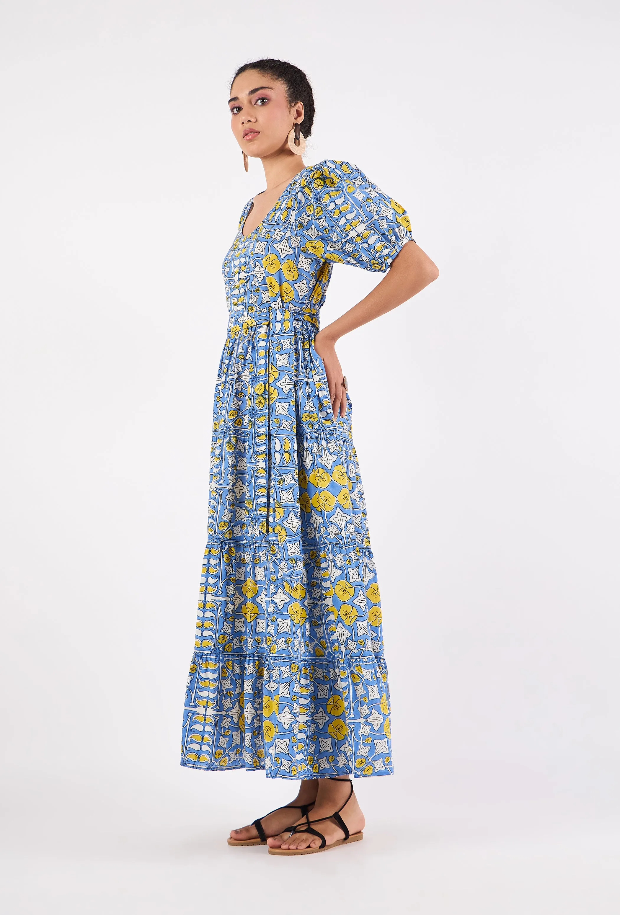 1377 Daisy sold by Beyond by Vera product image thumbnail 4