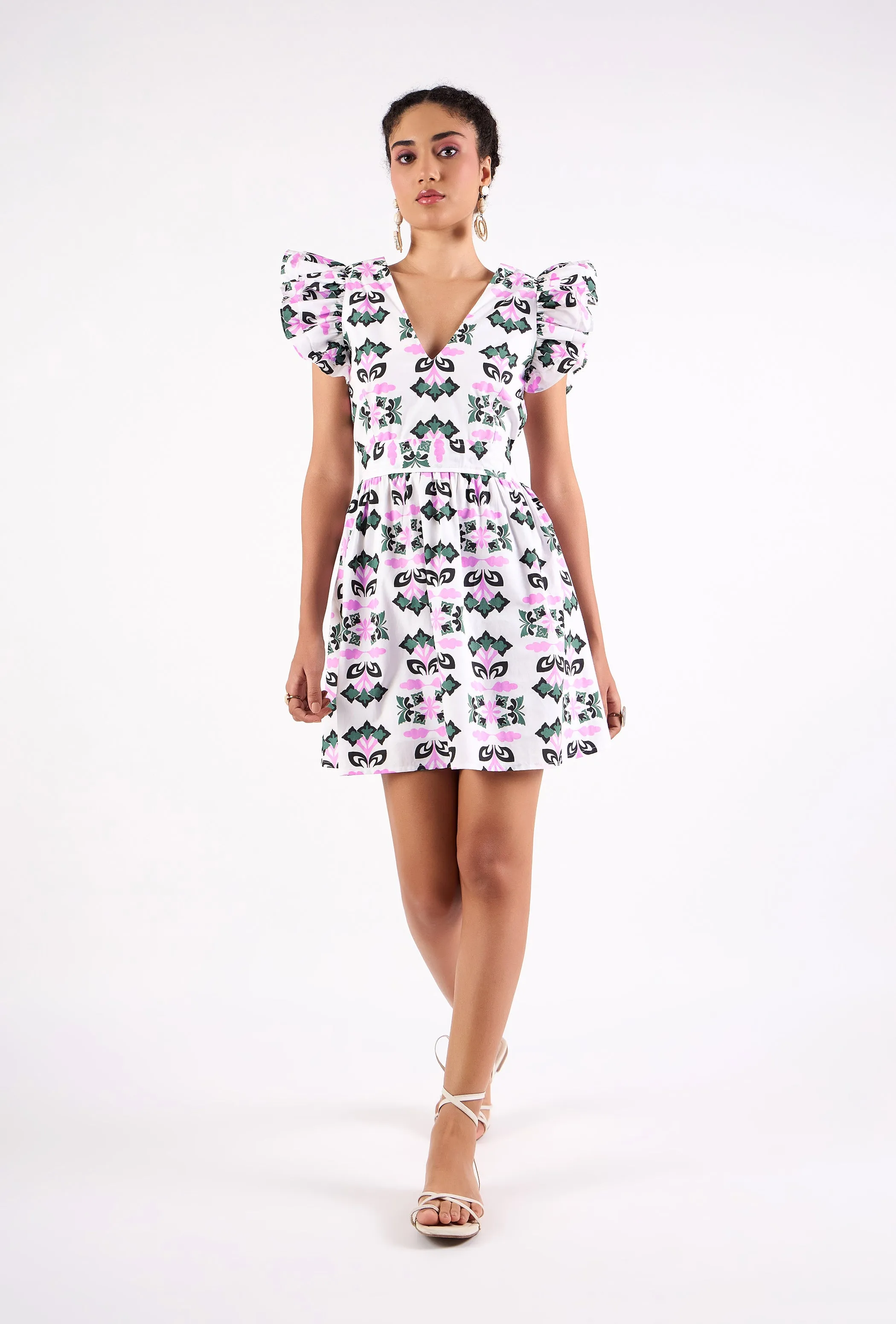 1342 Chloe sold by Beyond by Vera