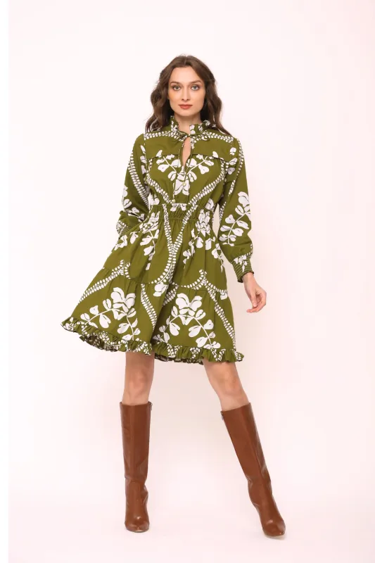 1730 Alice sold by Beyond by Vera