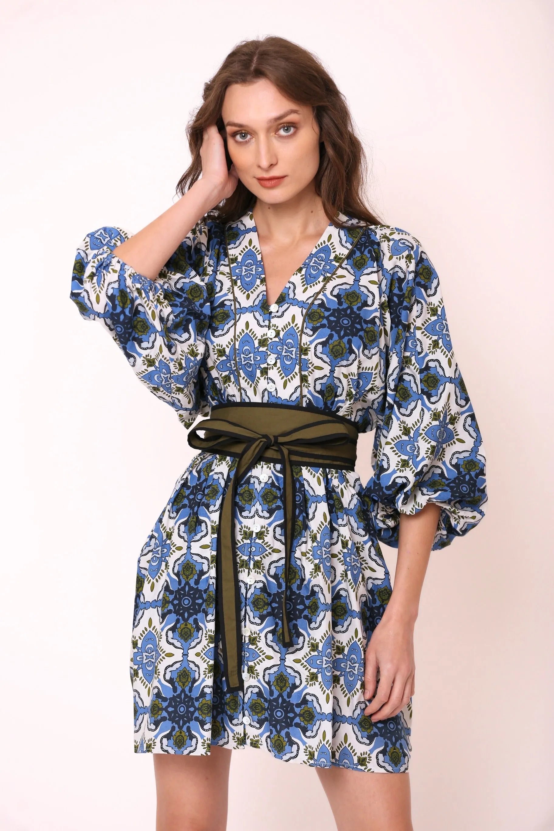 1725 Lara sold by Beyond by Vera product image thumbnail 5