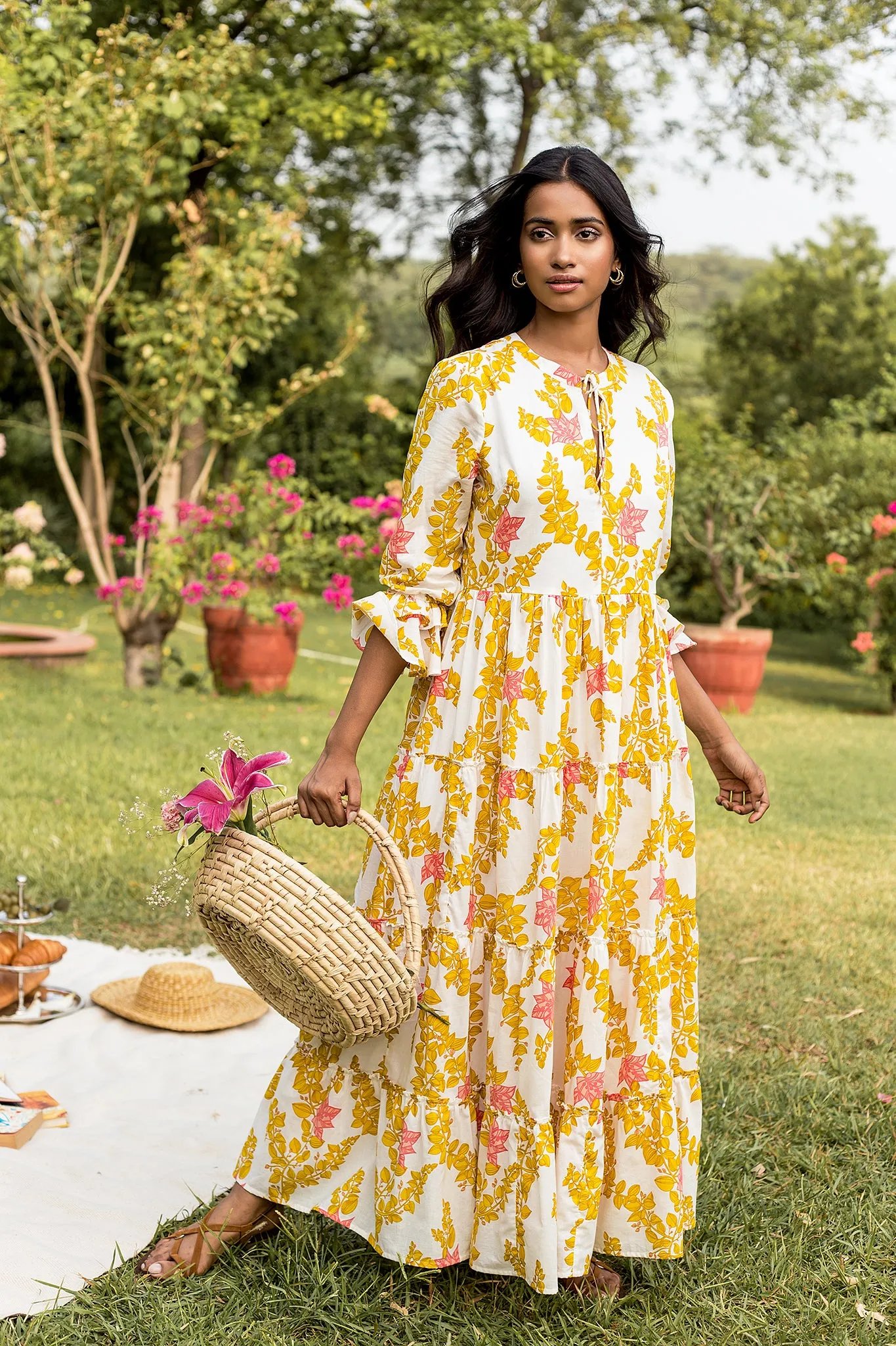 1813 Eve sold by Beyond by Vera product image thumbnail 2