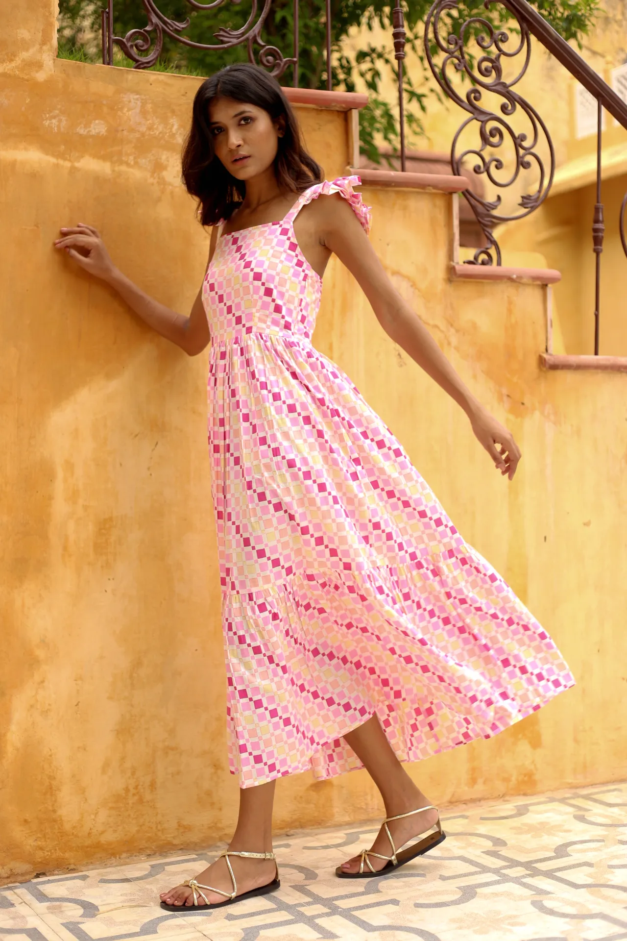 1924 Juna sold by Beyond by Vera