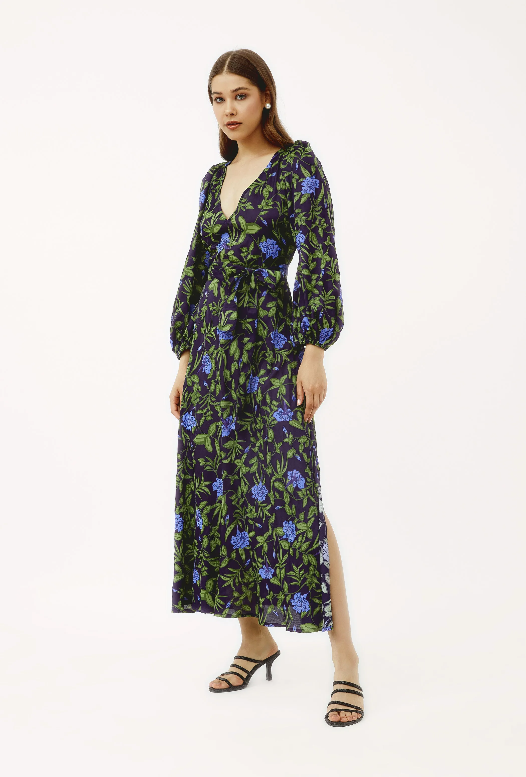 1600 Martine sold by Beyond by Vera product image thumbnail 5