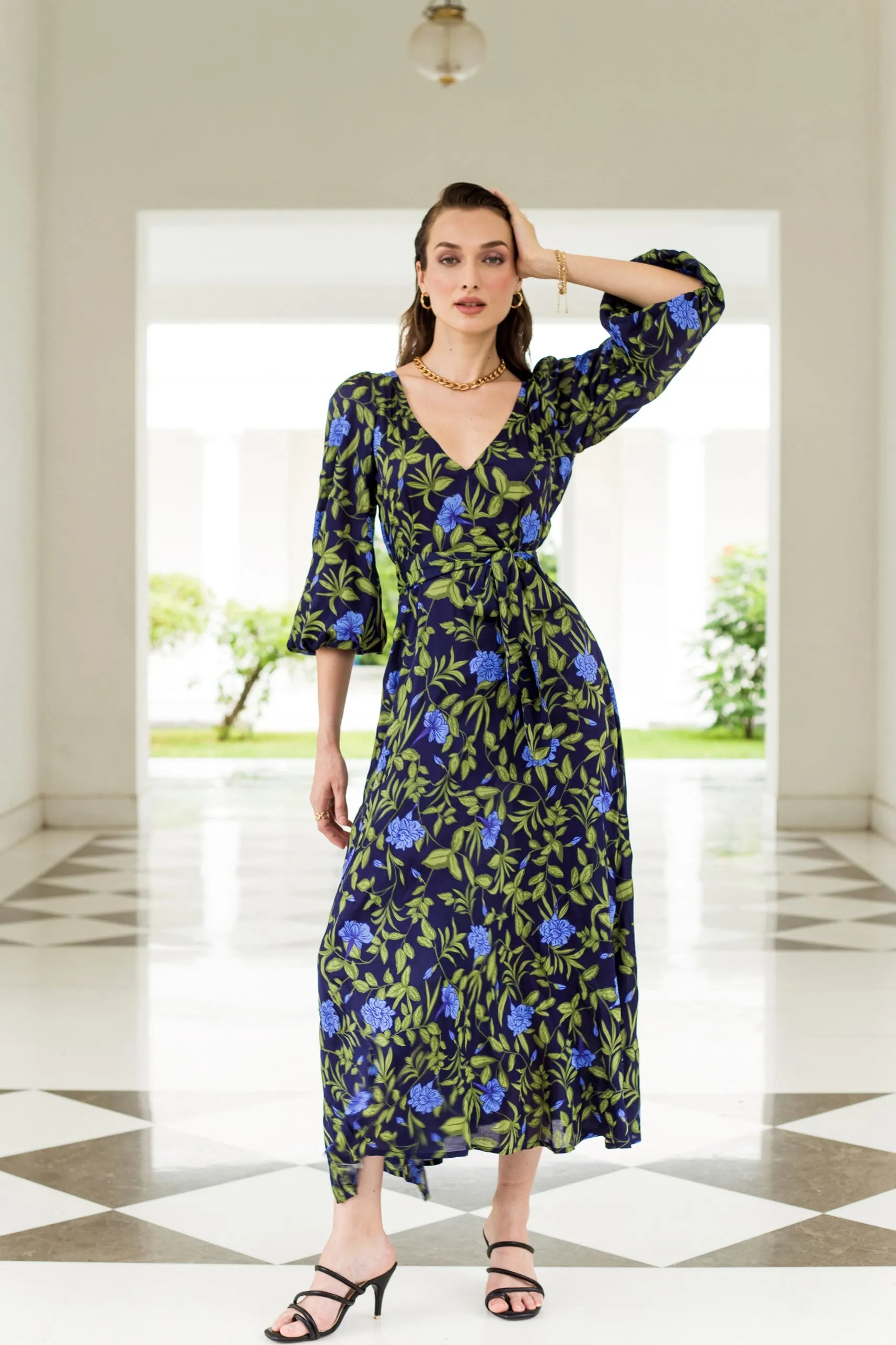 1600 Martine sold by Beyond by Vera product image thumbnail 2