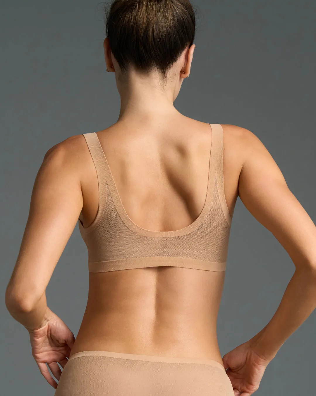 Champagne Sheer Set sold by EBY product image thumbnail 4