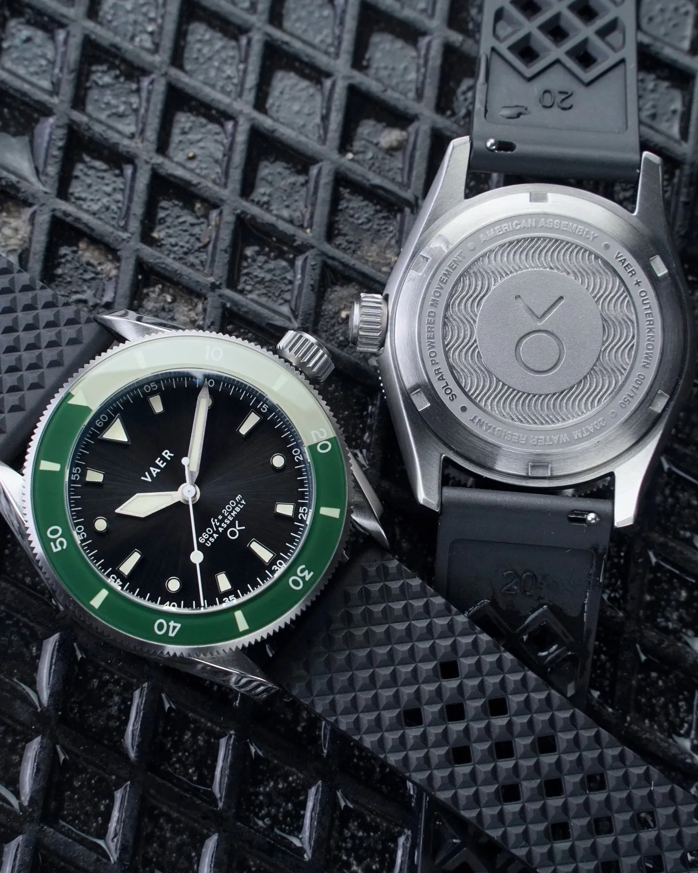 VAER x Outerknown D4 USA Solar Diver sold by Outerknown product image thumbnail 4