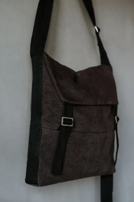 MESSENGER BAG - 1/1 sold by Biek Verstappen