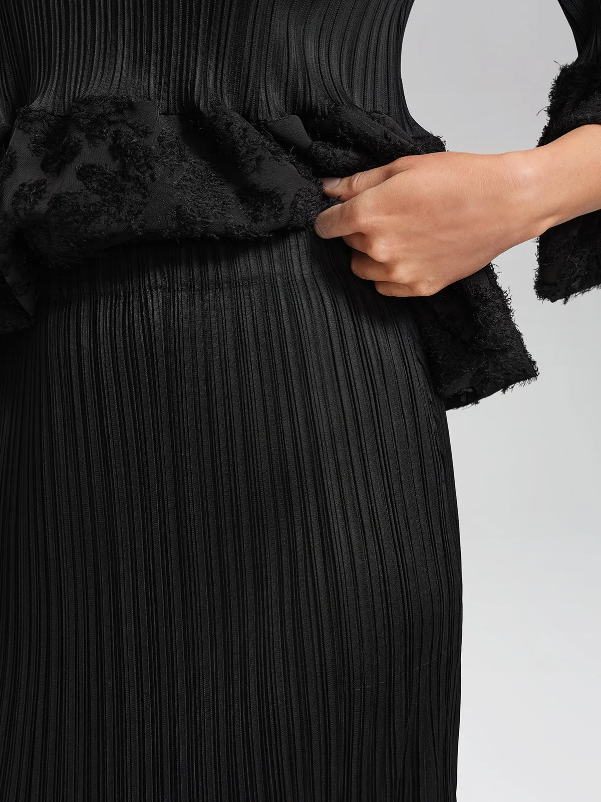 Pleated Bell-Sleeve Stretch Set sold by Rich Radi Q's product image thumbnail 5