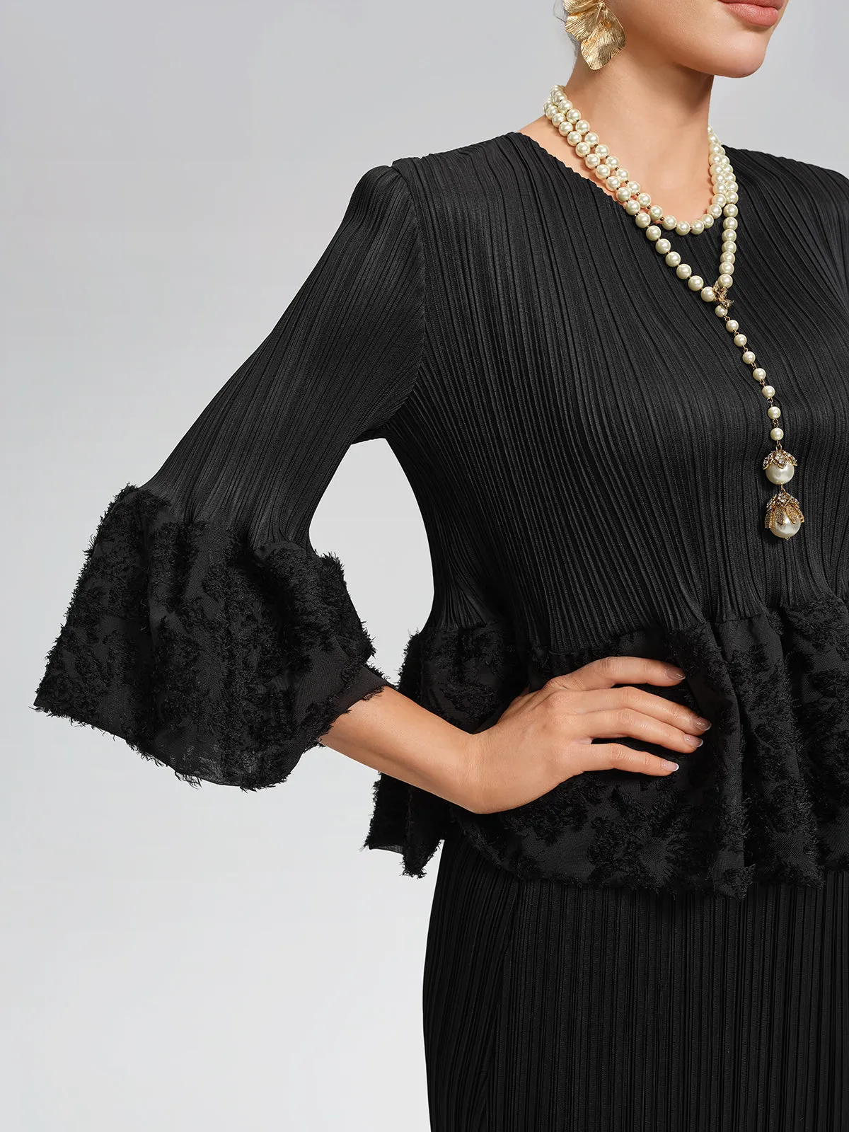 Pleated Bell-Sleeve Stretch Set sold by Rich Radi Q's product image thumbnail 3