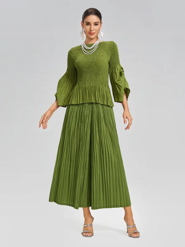Pleated Fuzzy-Trim Mermaid Stretch Set made by Rich Radi Q's