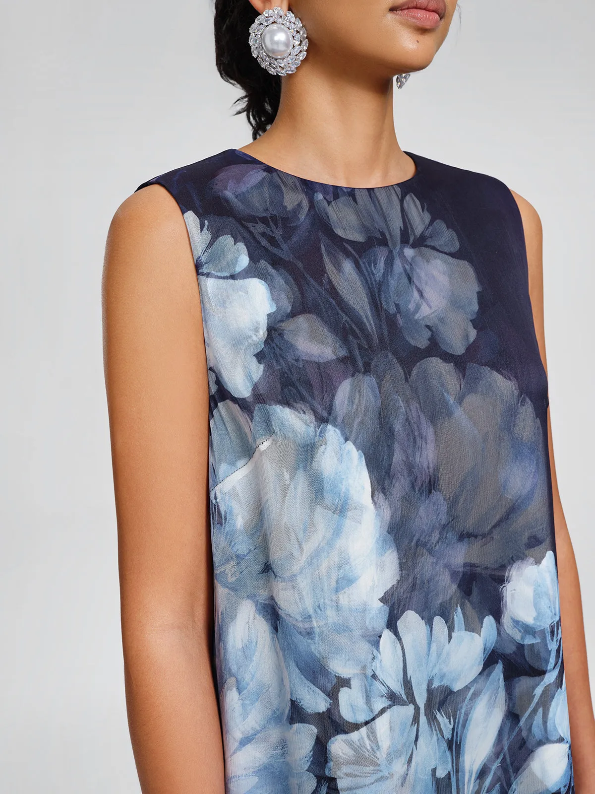 Double-Layer Artistic Print Sleeveless Dress sold by Rich Radi Q's product image thumbnail 2