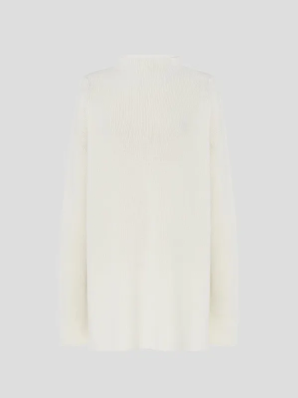 Sutereo sweater sold by RUS