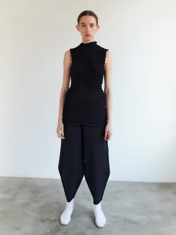 Givre pants sold by RUS