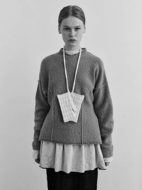 Kanon sweater sold by RUS