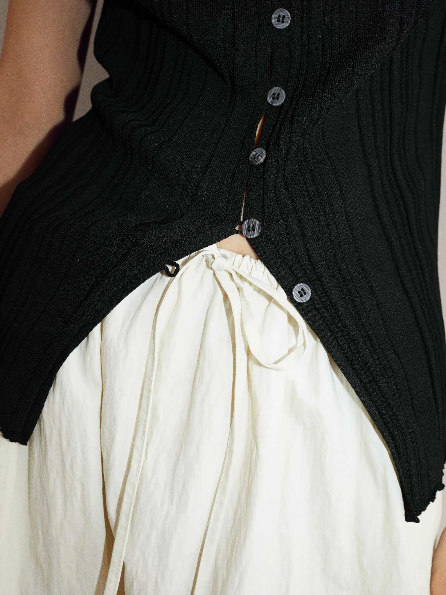 Yuki vest sold by RUS product image thumbnail 5