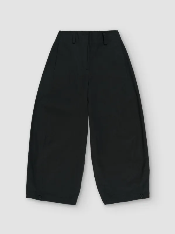 Domu pants sold by RUS