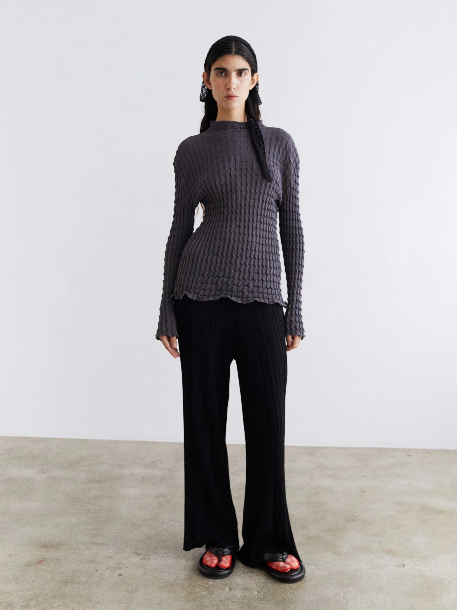 Ruten pants sold by RUS