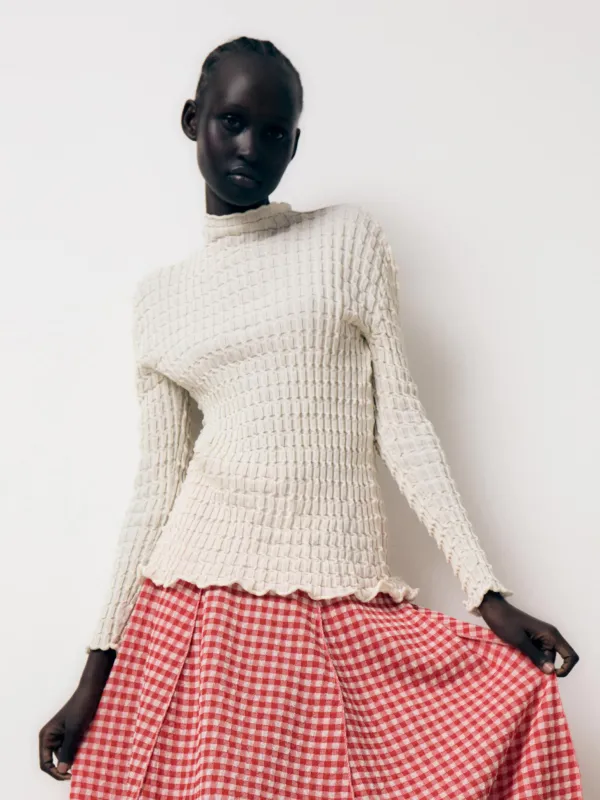 Himitsu sweater made by RUS