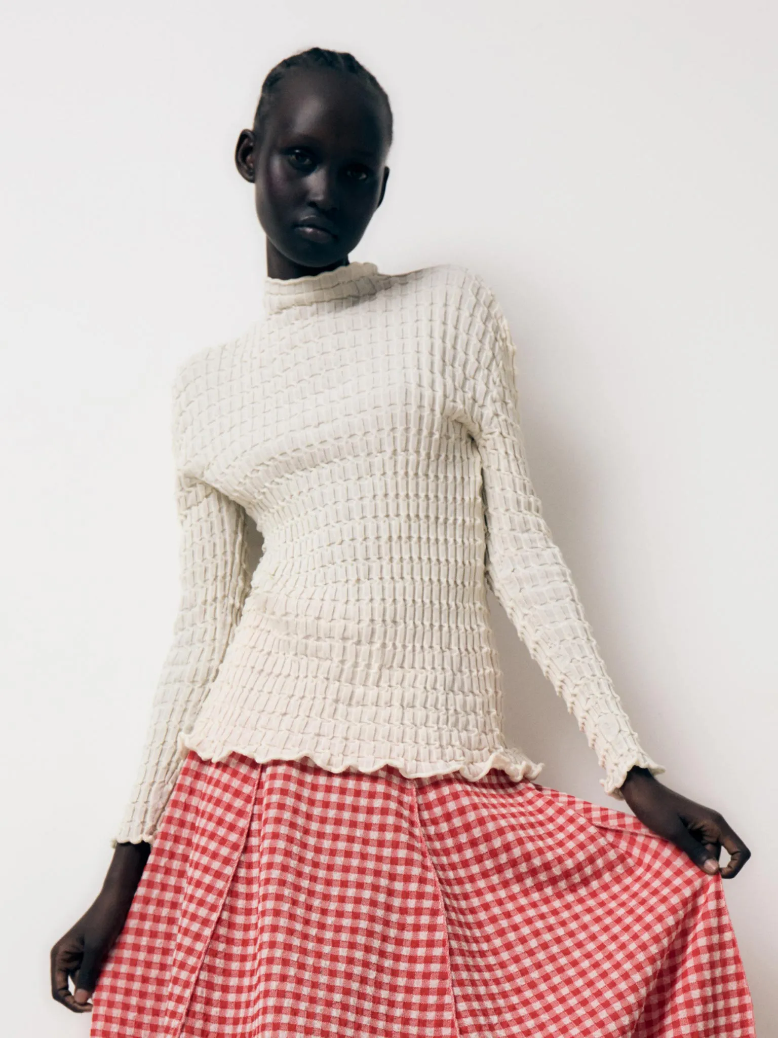 Himitsu sweater sold by RUS