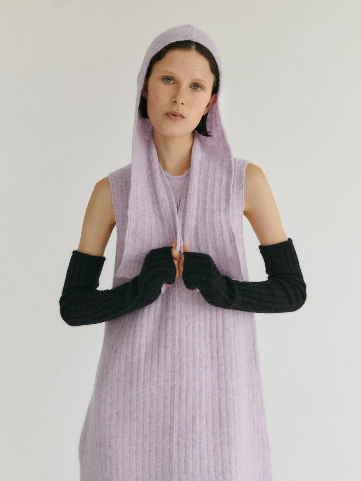 Takai mittens sold by RUS product image thumbnail 4