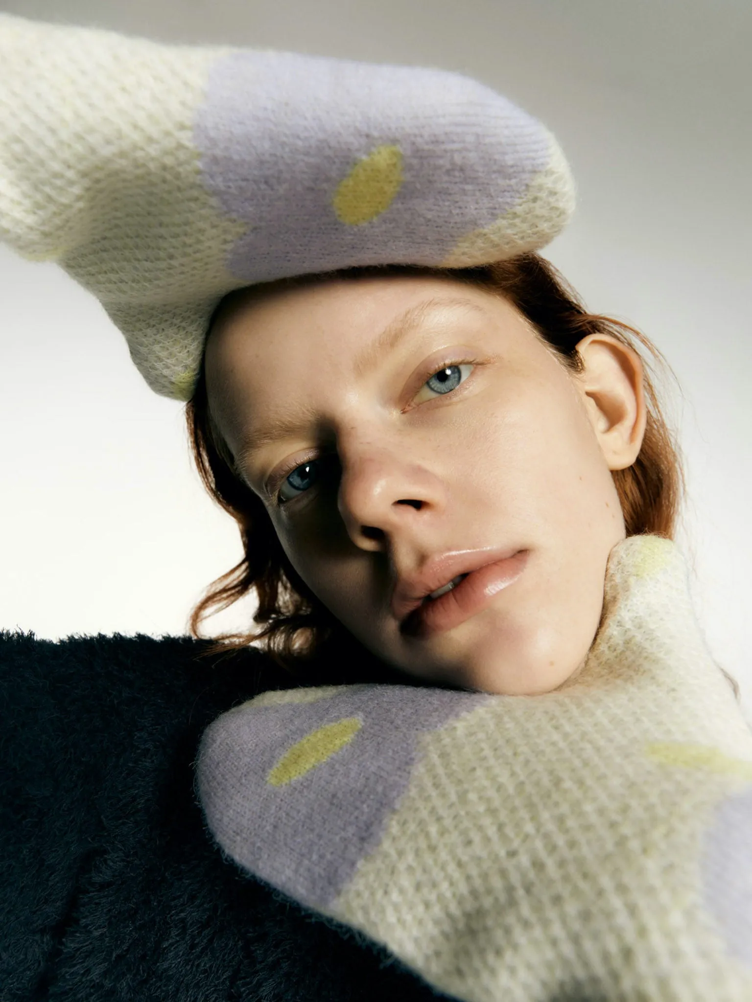 Kanmi mittens sold by RUS