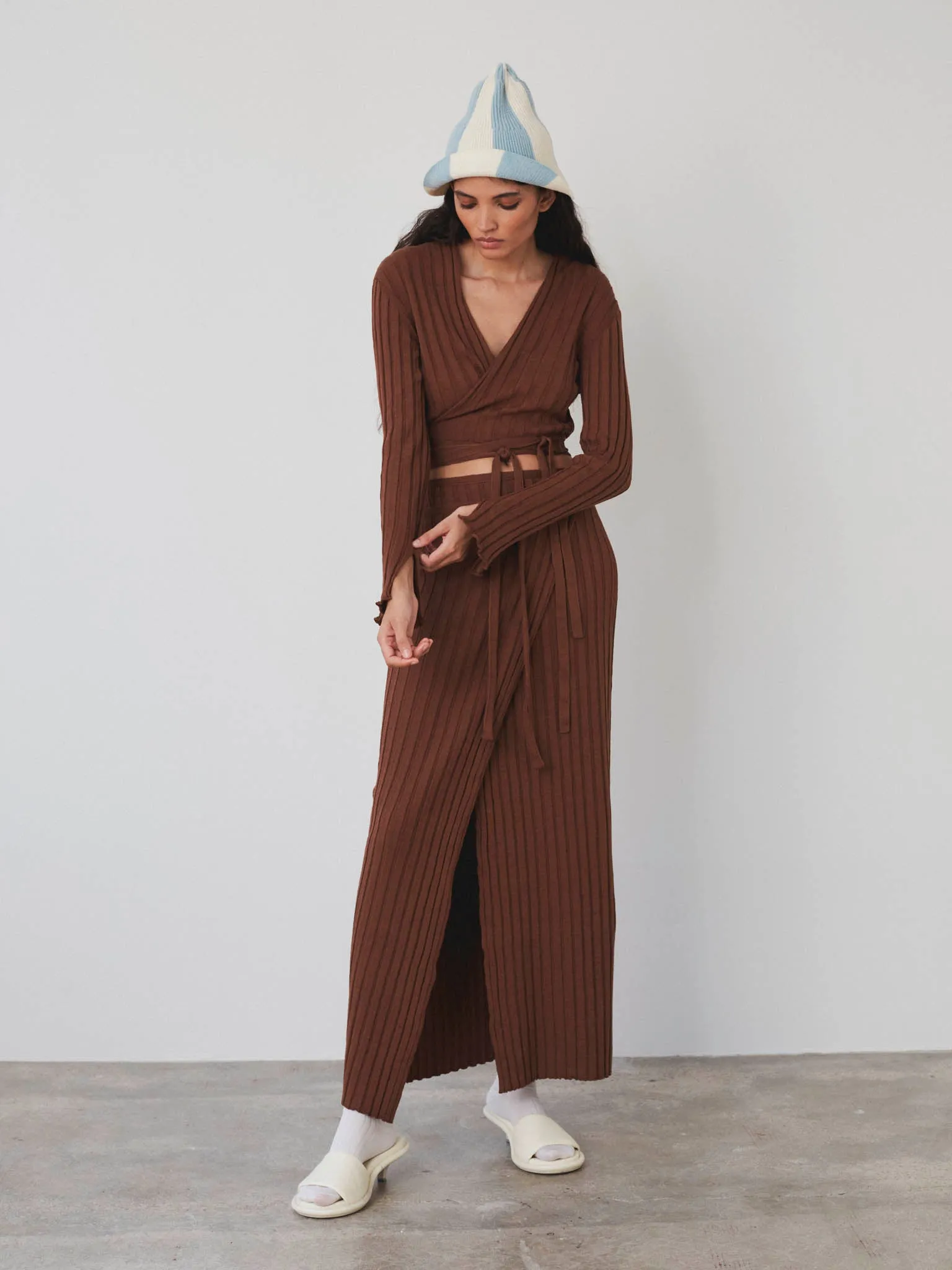 Hoyo cardigan sold by RUS product image thumbnail 2