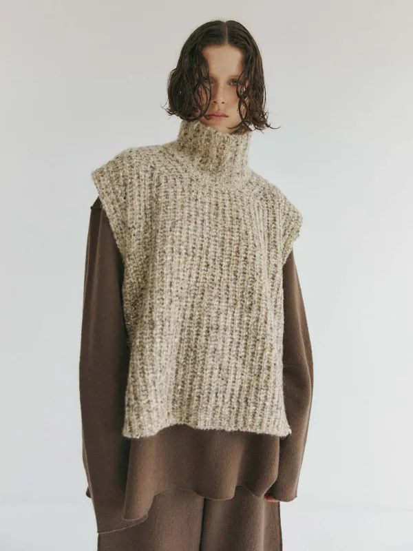 Yuka vest made by RUS