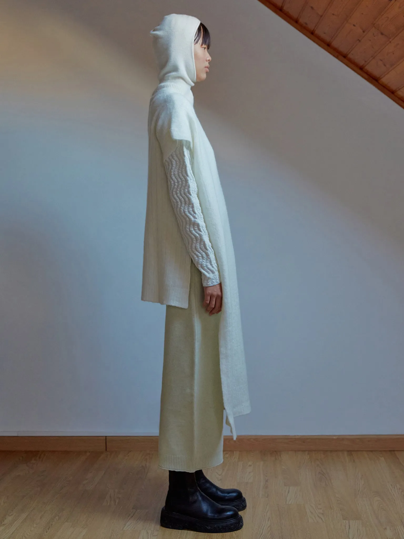 Onesan vest sold by RUS product image thumbnail 3