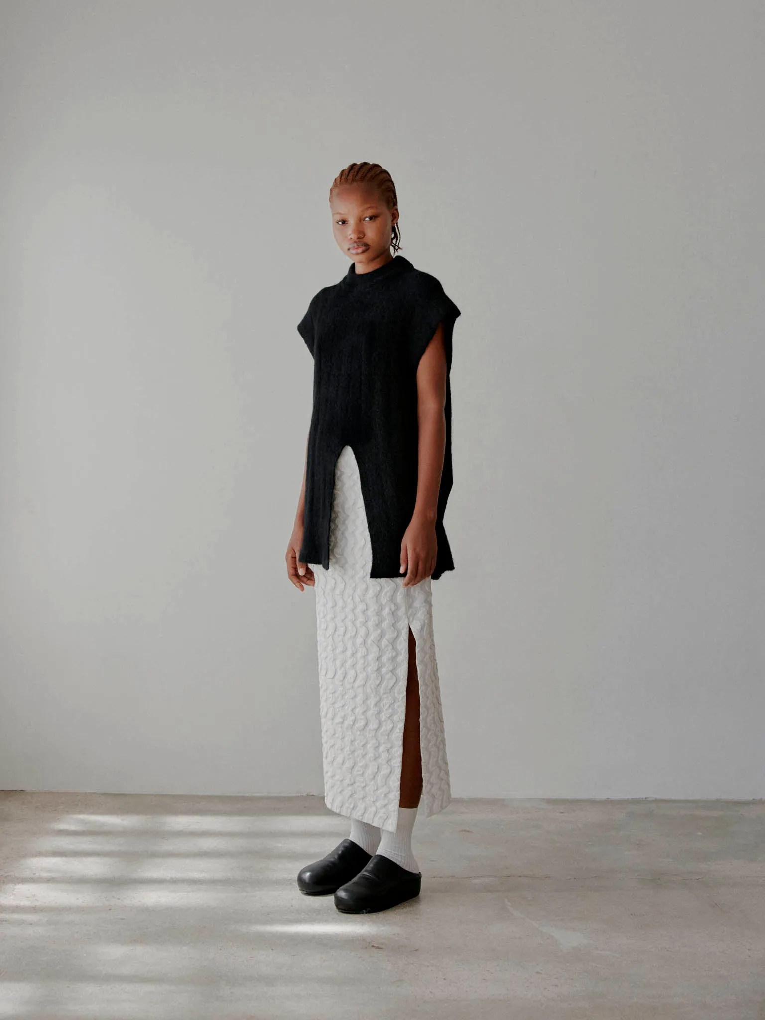 Ame vest sold by RUS product image thumbnail 2