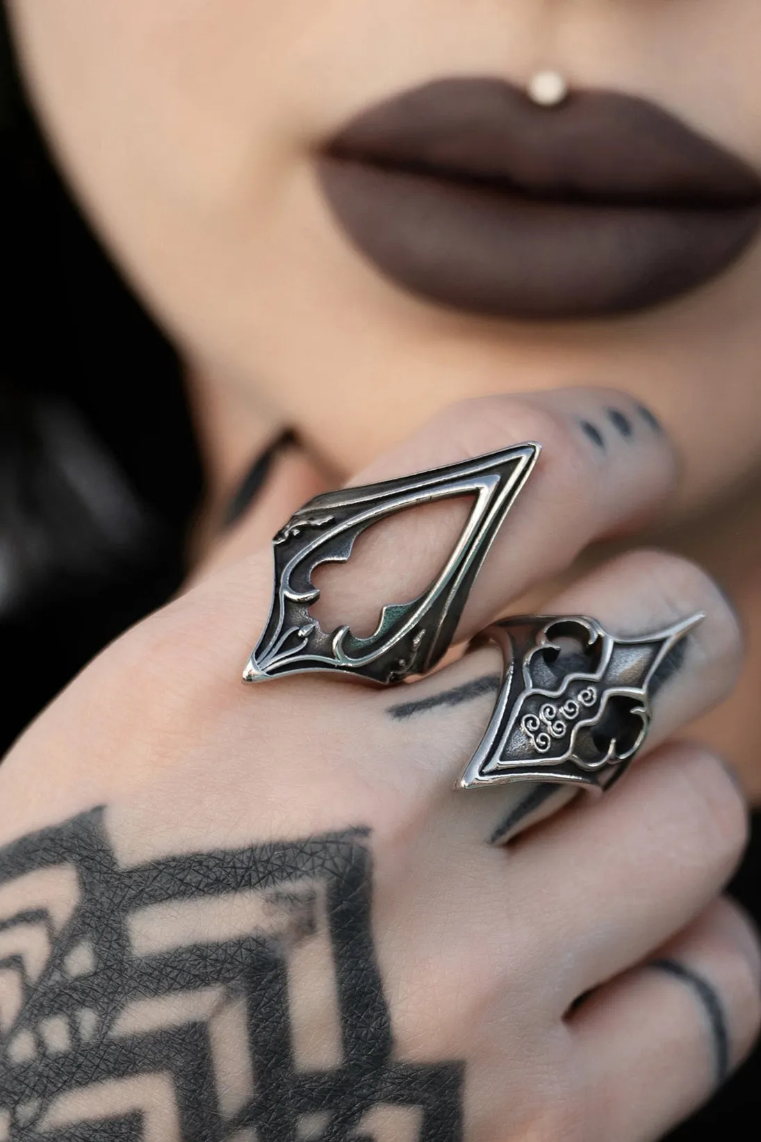 Sanctum of Shadows Ring sold by Lively Ghosts product image thumbnail 3