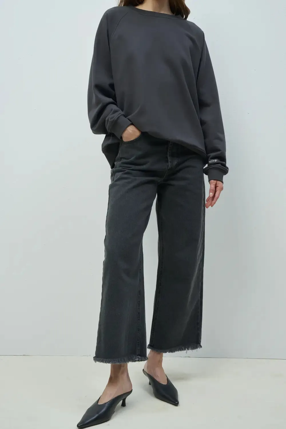 BLUZA VANCOUVER graphite sold by Nite Noon product image thumbnail 5