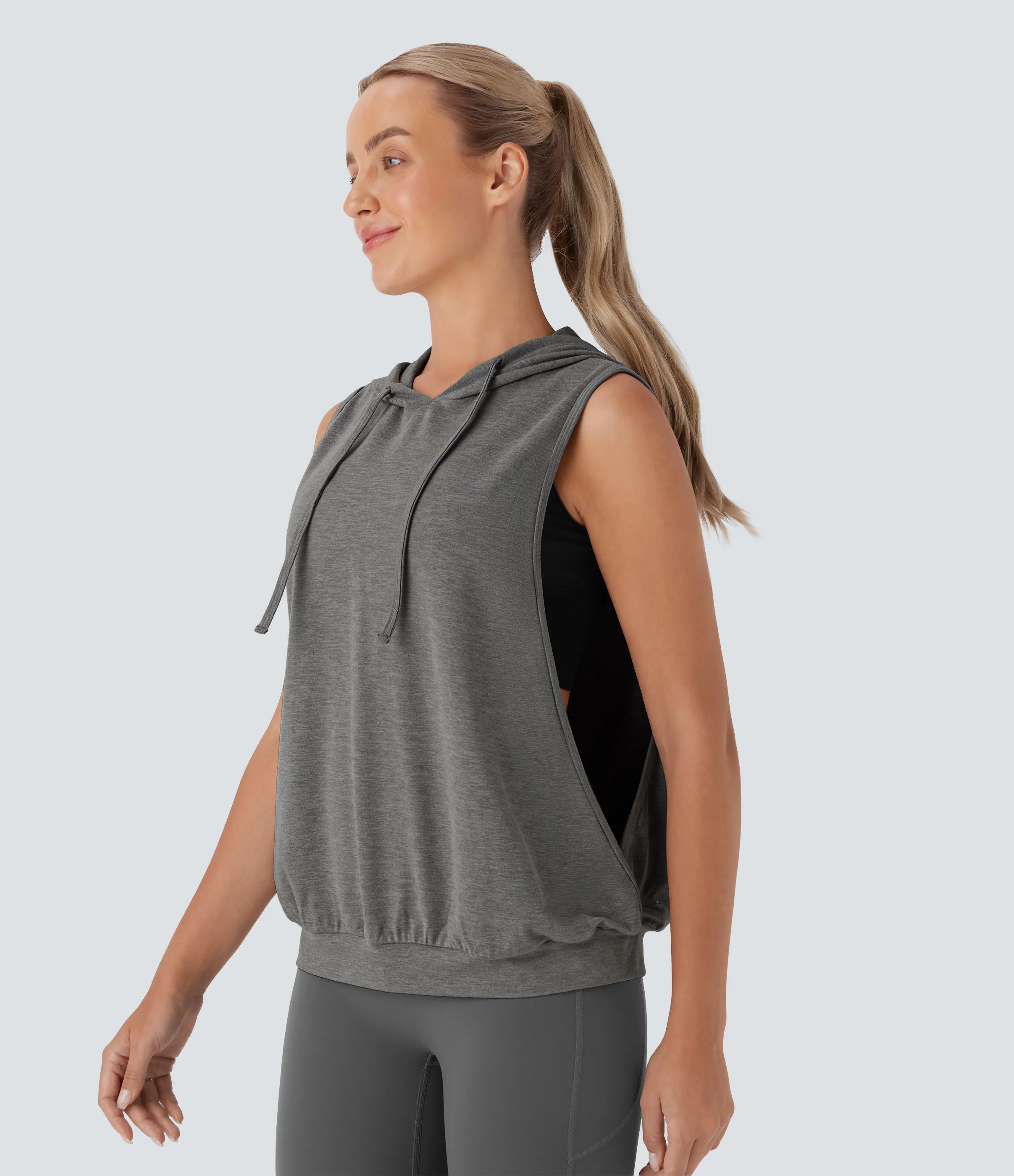 Halara Camiseta de entrenamiento tipo sudadera sin mangas con capucha y cordón ajustable - Mottled Earth Gray - XS(Long) sold by Halara product image thumbnail 4