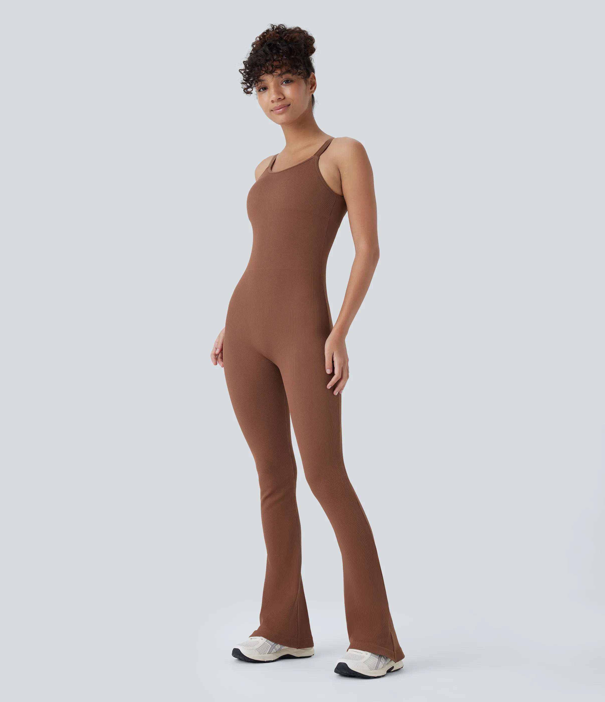 Halara Mono yoga acampanado sin espalda cuello U sin costura - Russet - M(regular) sold by Halara product image thumbnail 4