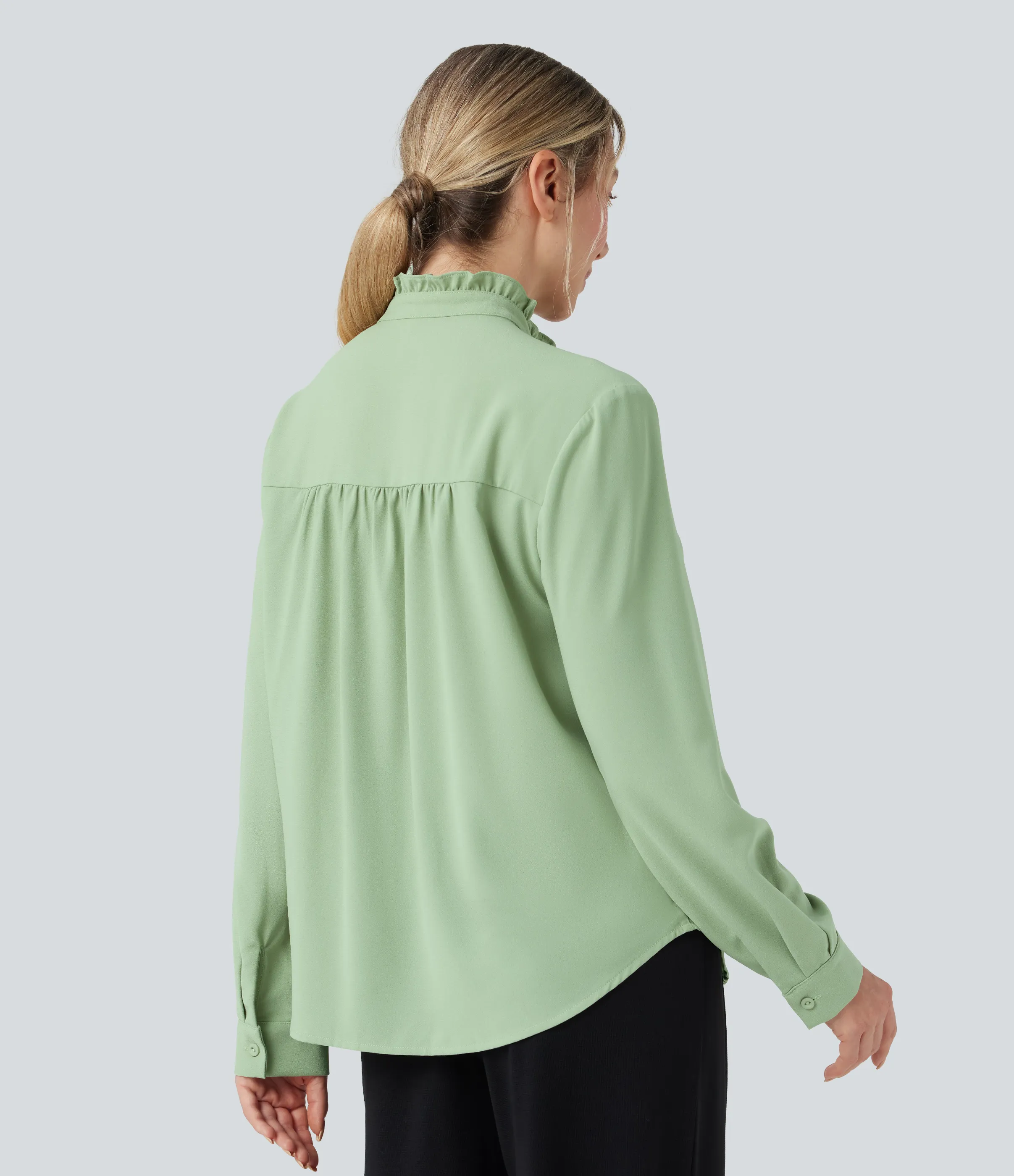 Halara Camisa casual de manga larga antiarrugas con cuello alto y ribete - Dewy Green - L sold by Halara product image thumbnail 3