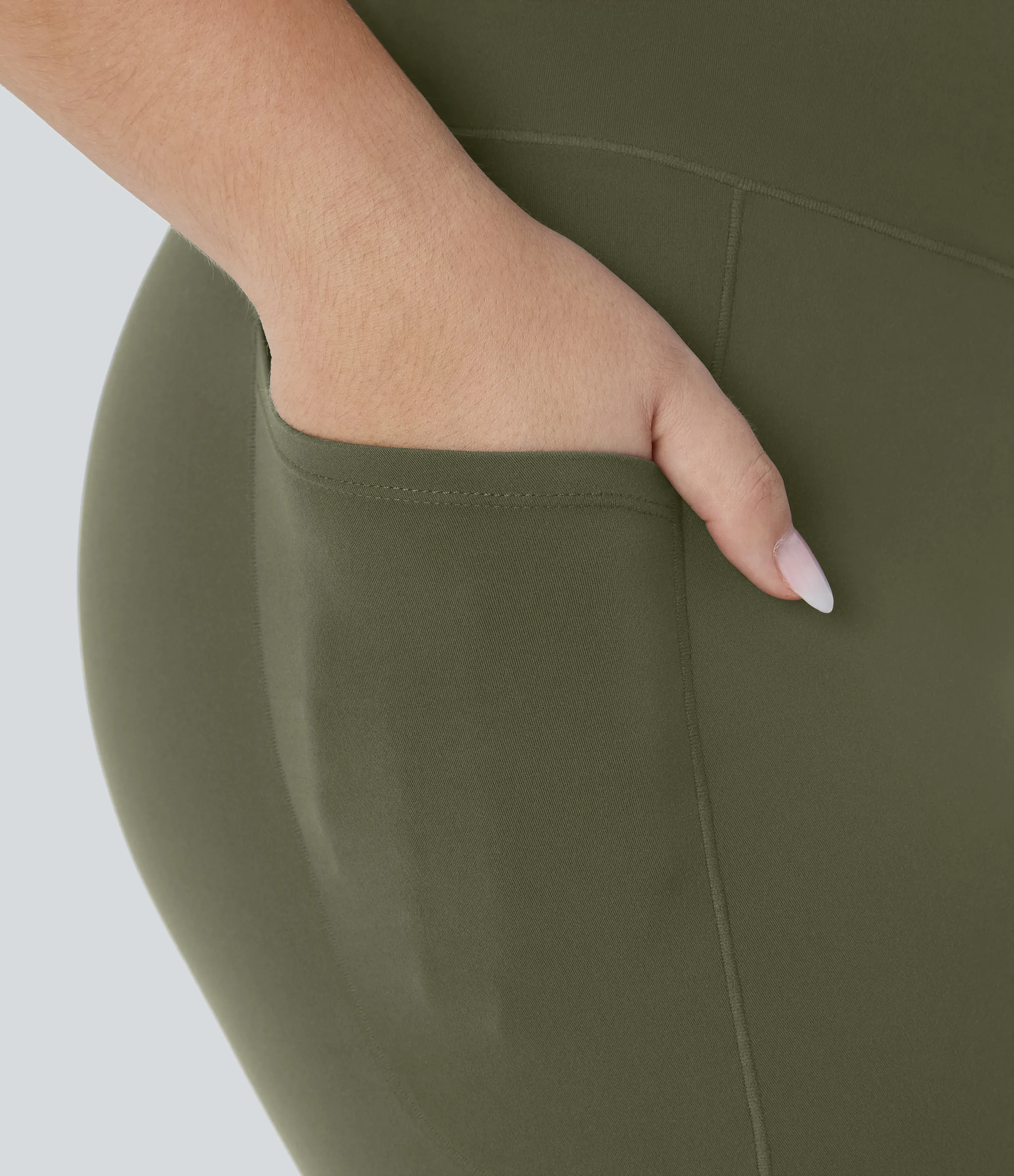 Halara Leggings Capri Softlyzero™ Yoga talla grande bolsillo cruzado tiro alto UPF50+ - Grass Grey Green - 1X sold by Halara product image thumbnail 5
