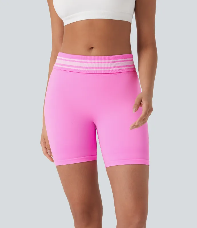 Halara Shorts biker deportivos sin costuras de tiro alto con bloques de color y pliegues - Soft Light Purple - XS sold by Halara