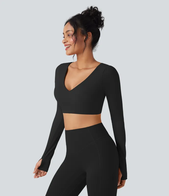 Halara Top deportivo SoftlyZero™ de yoga corto de manga larga con cuello en V y abertura para el pulgar - Black - XS sold by Halara