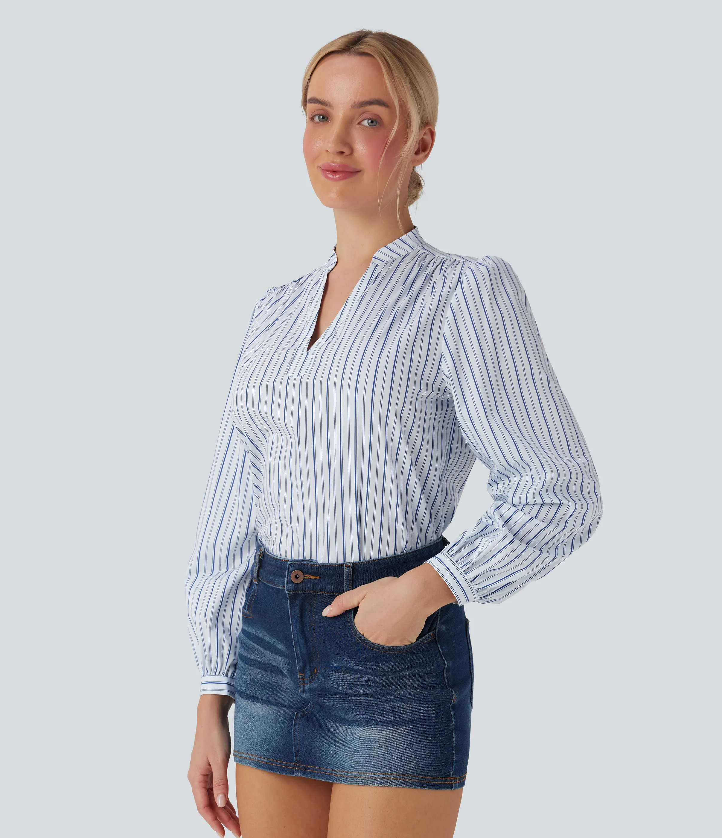 Halara Blusa casual con cuello en V con estampado a rayas y corte asimétrico - Azure White Horizontal Stripe - S sold by Halara product image thumbnail 4