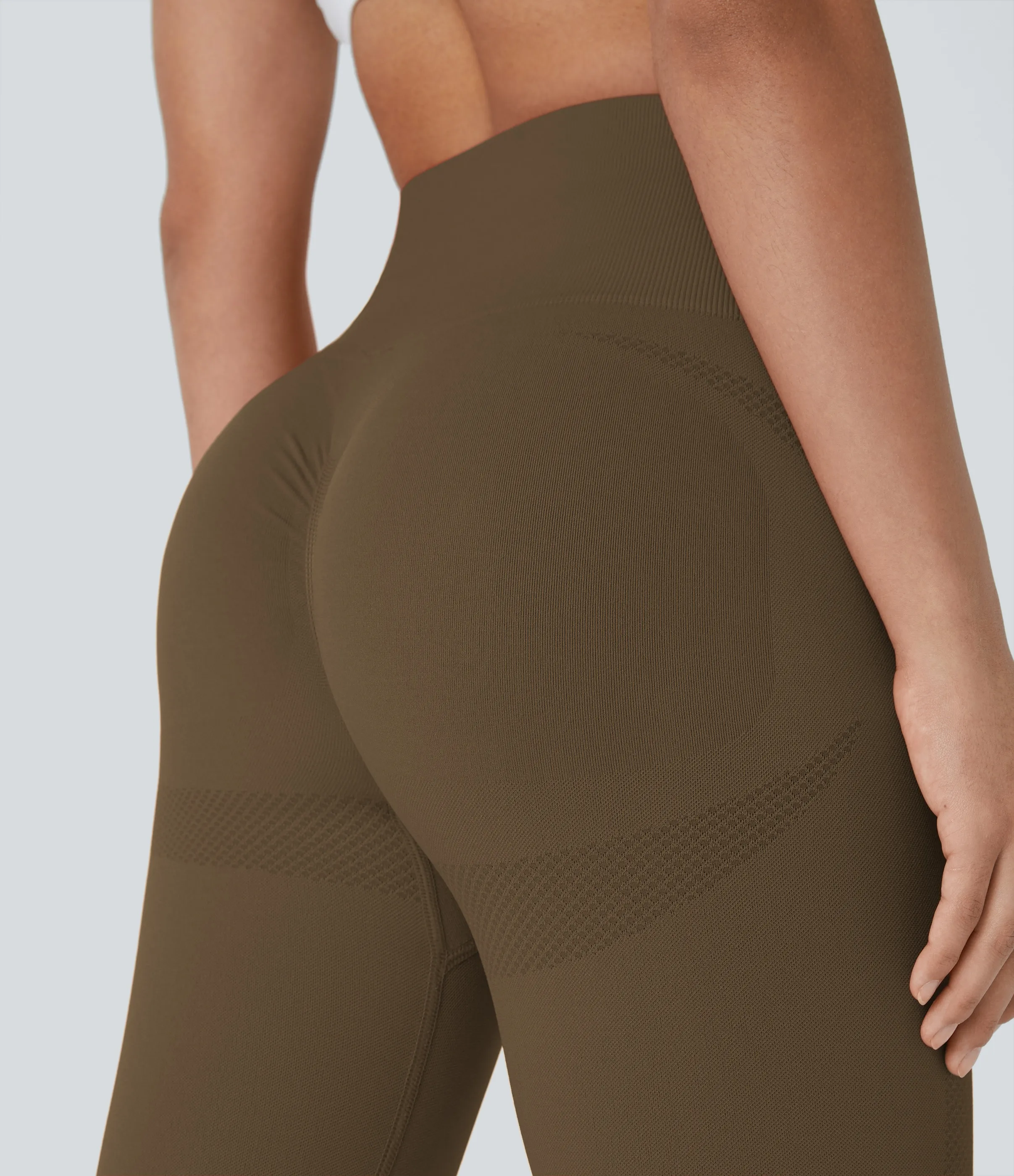 Halara Leggings yoga tiro alto frunce 7/8 flujo sin costura - Dawn Brown - M(7/8) sold by Halara product image thumbnail 5