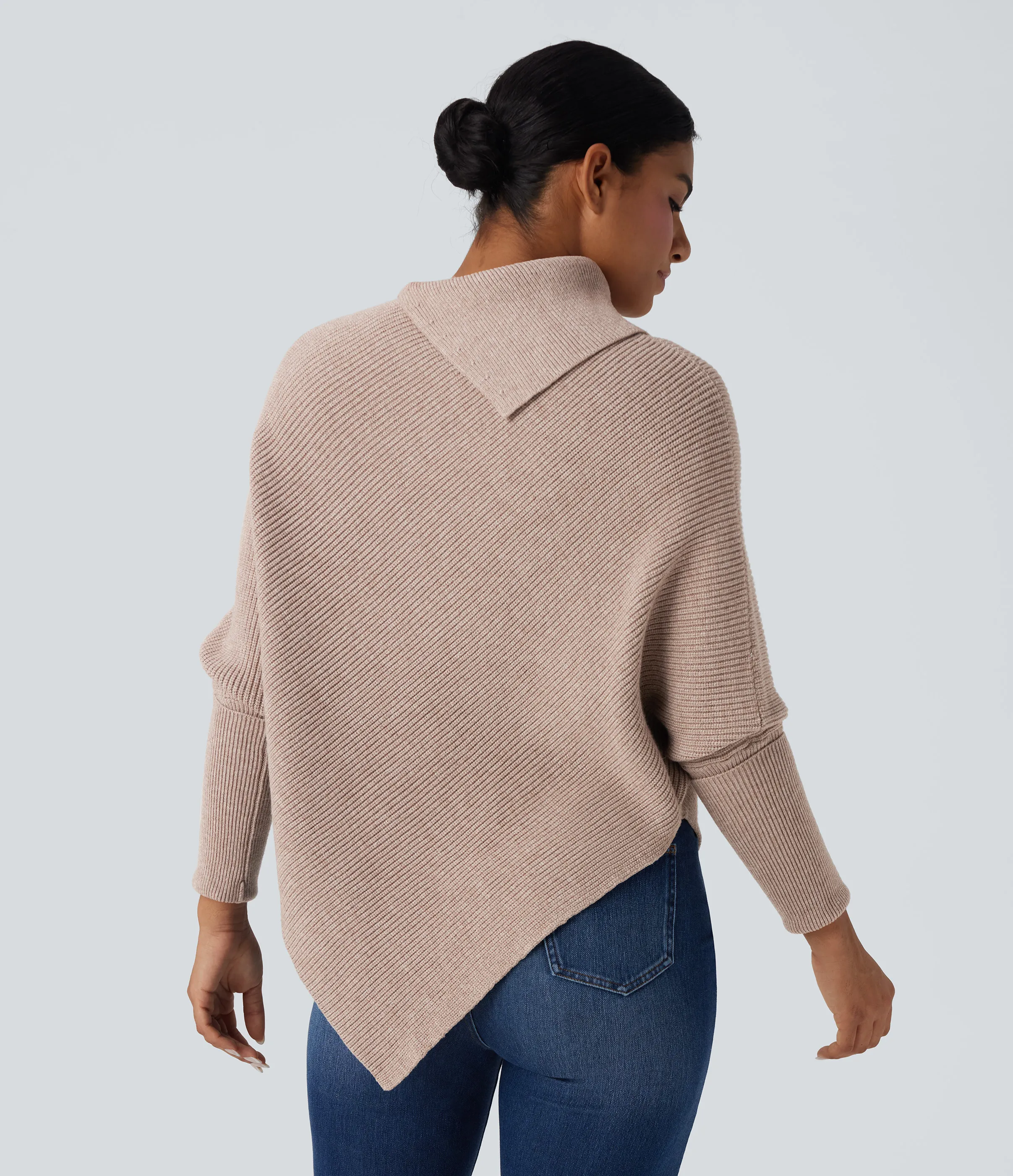 Halara Suéter casual de cuello alto con mangas murciélago y dobladillo asimétrico - Pear Powder - M sold by Halara product image thumbnail 3