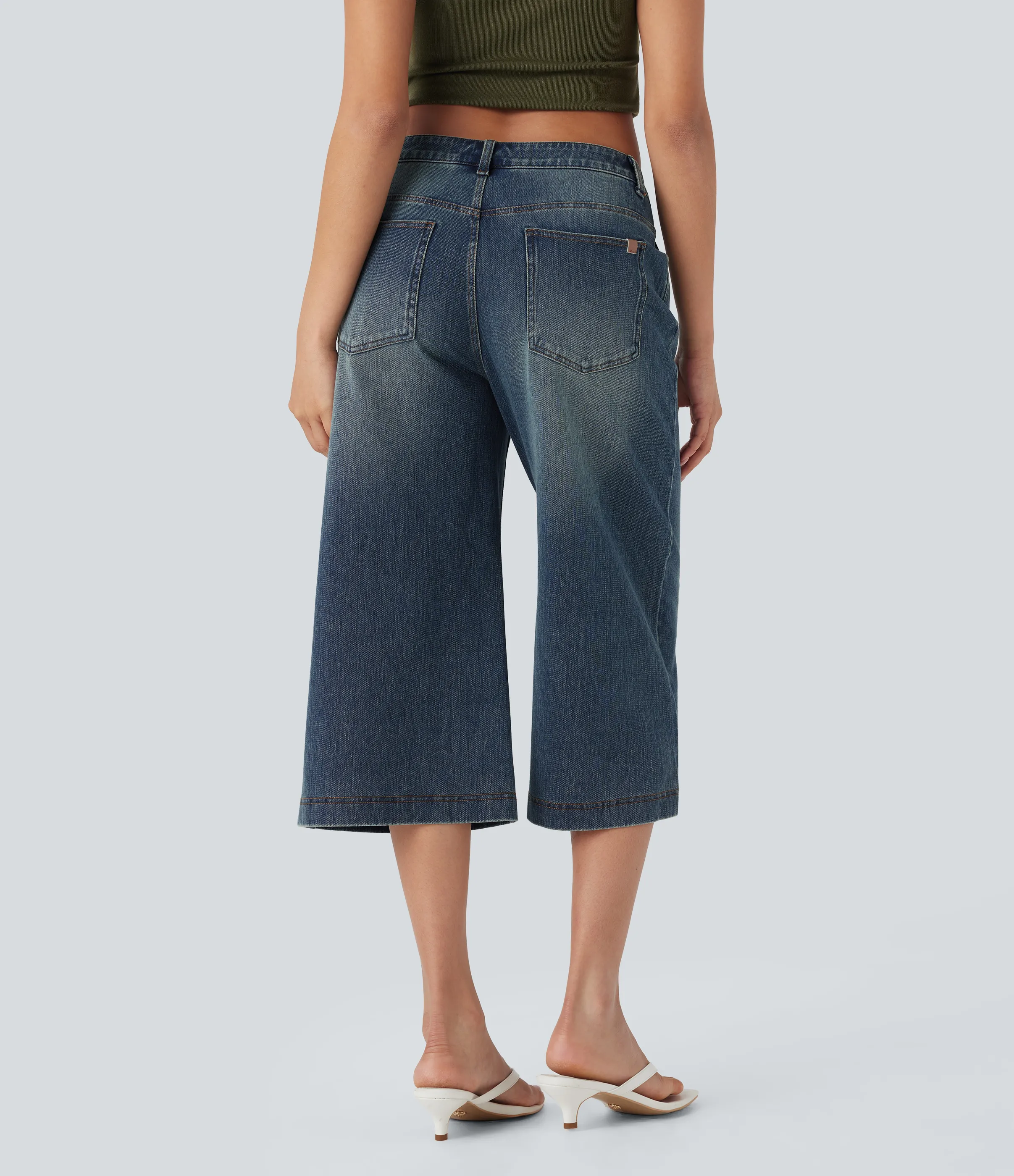Halara Jeans Baggy Halara Flex™ Denim holgado capri elásticos tipo lavado de tiro bajo con bolsillos - Blue Surf Denim - M(regular) sold by Halara product image thumbnail 3