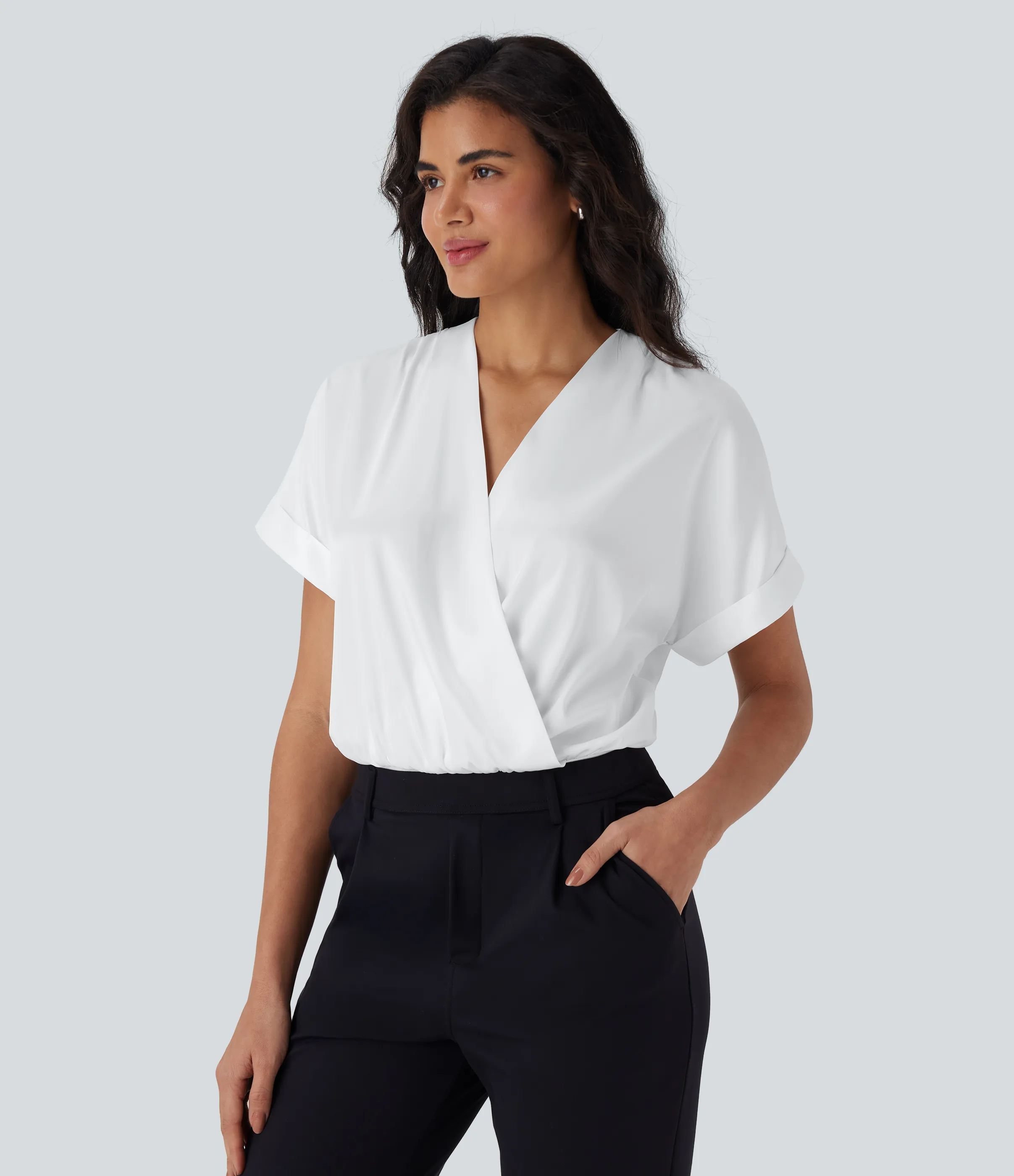 Halara Body de oficina de satén con cuello en V cruzado con mangas murciélago y botones a presión - White - XS sold by Halara product image thumbnail 4