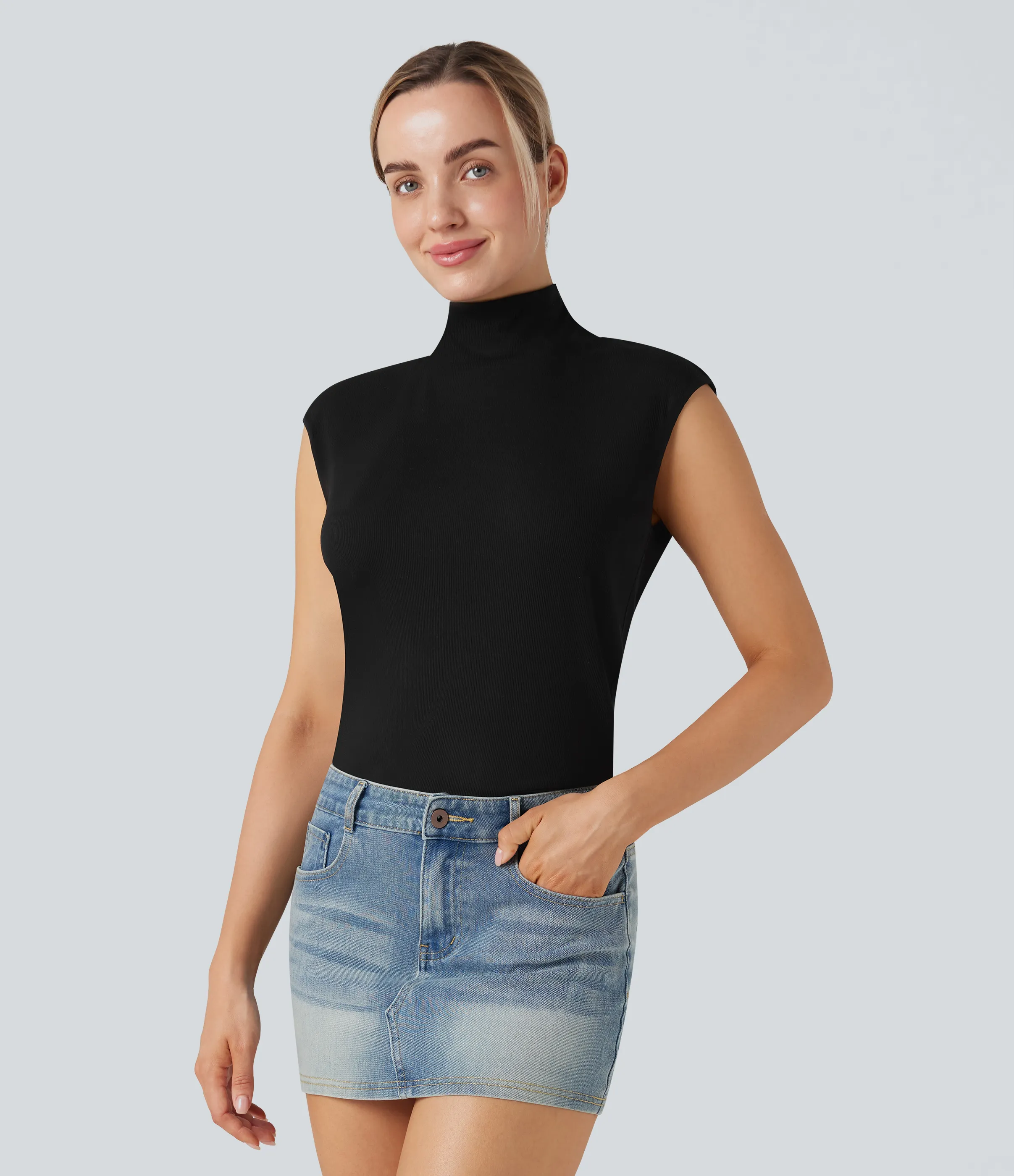 Halara Body casual sin mangas con cuello alto y canalé - Black - L sold by Halara product image thumbnail 2