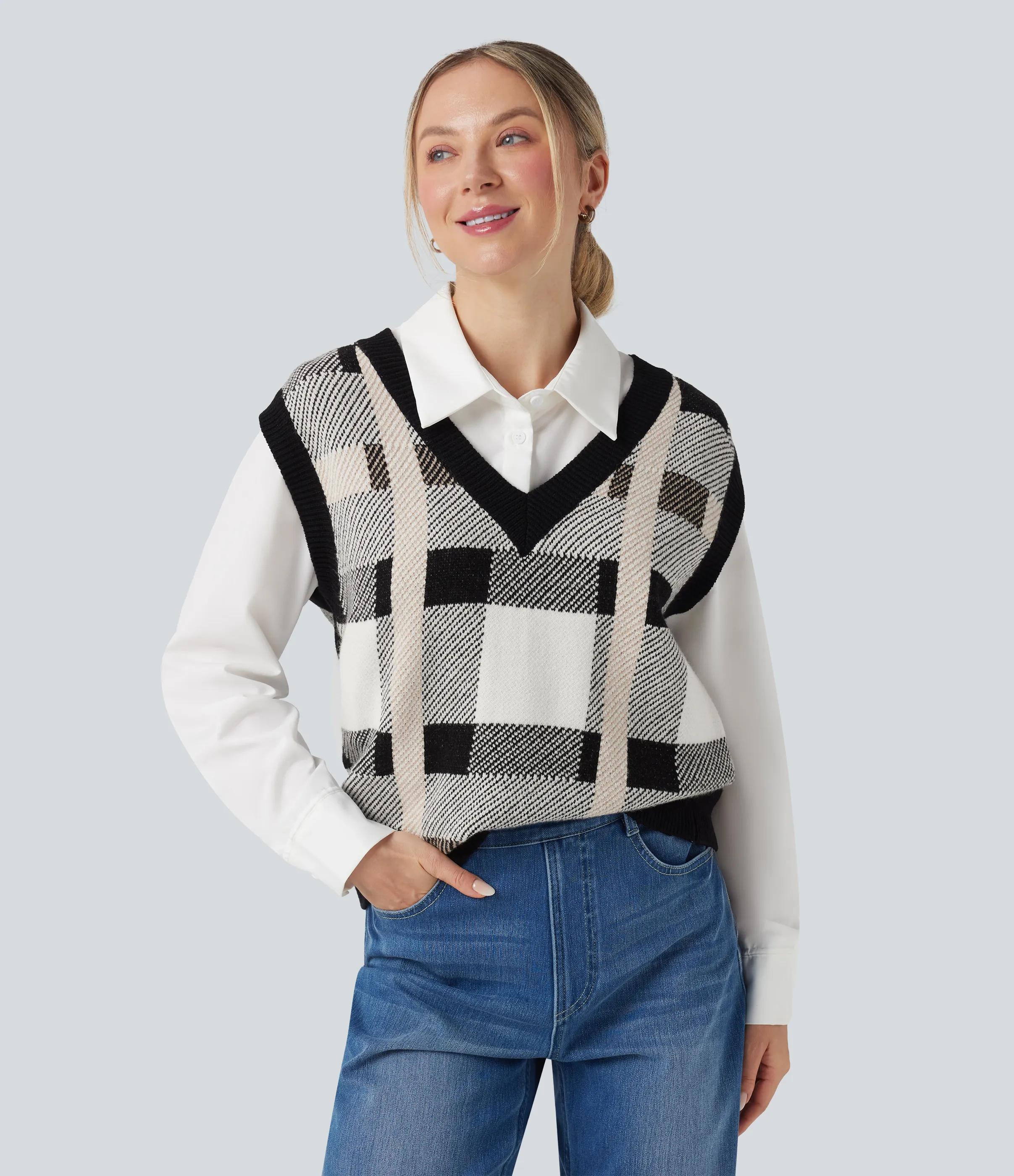 Halara Chamarra casual tipo suéter a cuadros con cuello en V - Stone Beige Plaid - S sold by Halara product image thumbnail 5