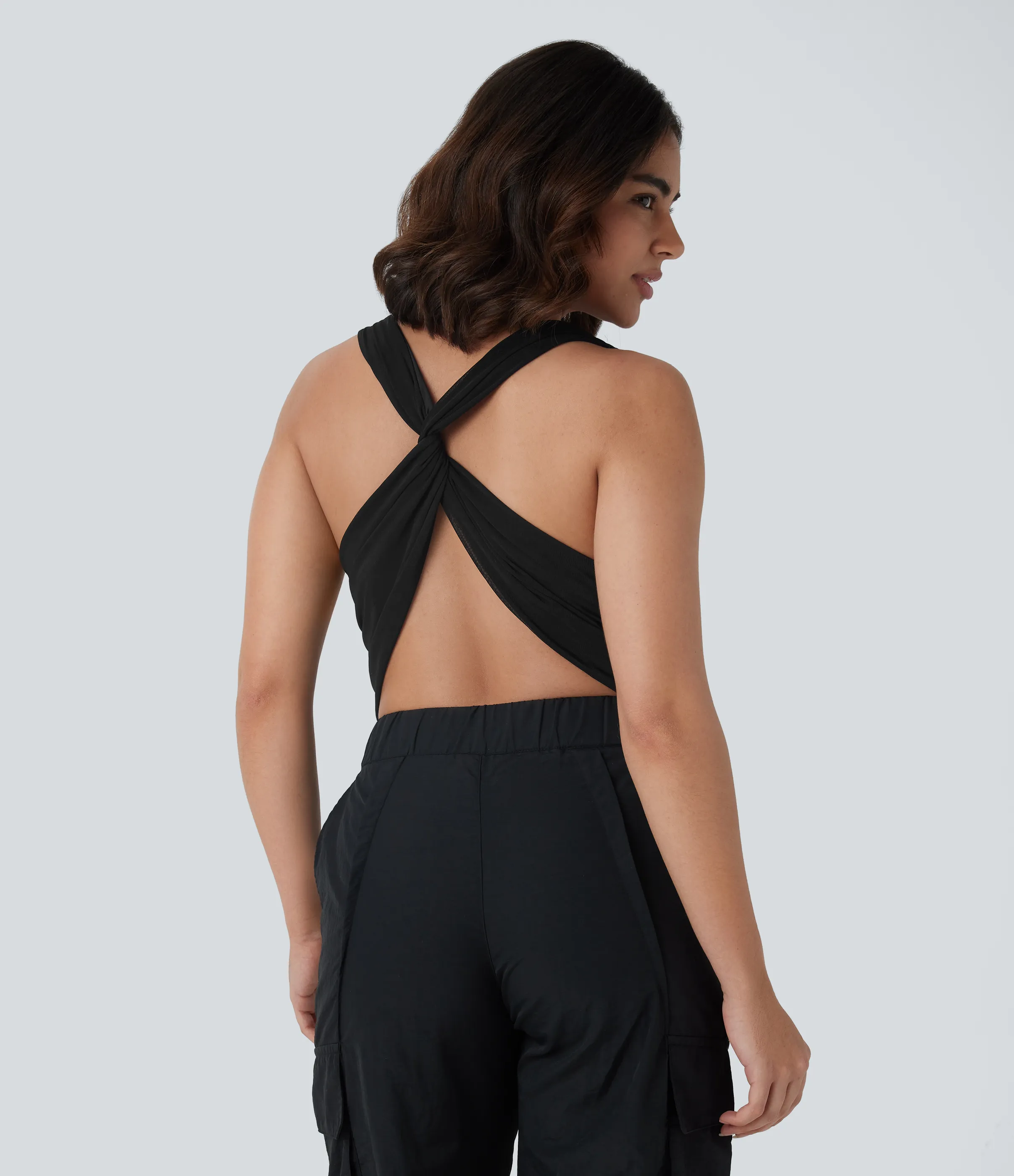 Halara Top corto cuello vuelto fruncido sin espalda para resort - Black - L sold by Halara product image thumbnail 3