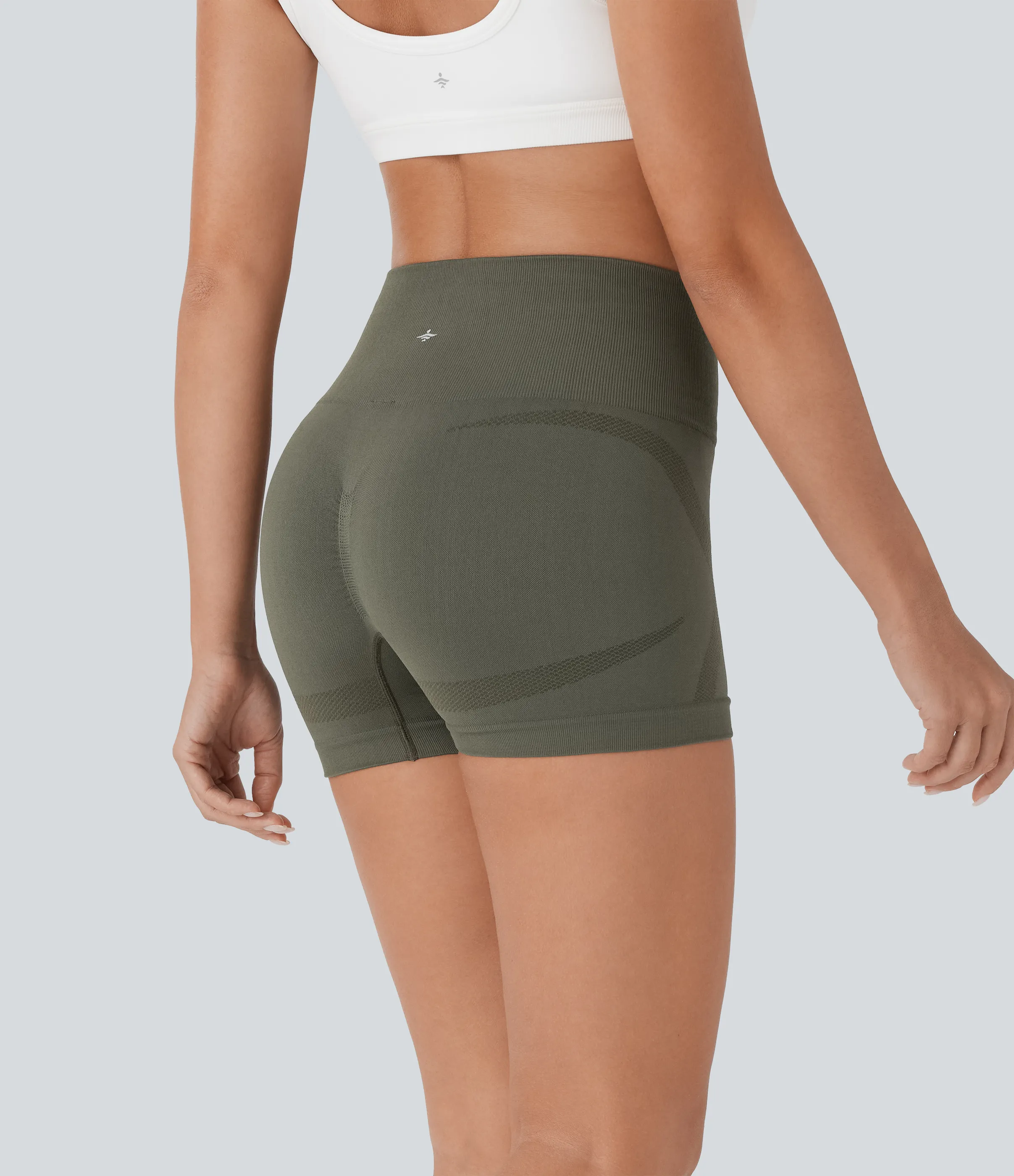 Halara Shorts de yoga tipo biker de tiro alto sin costuras con fruncido - Forest Night - XL sold by Halara