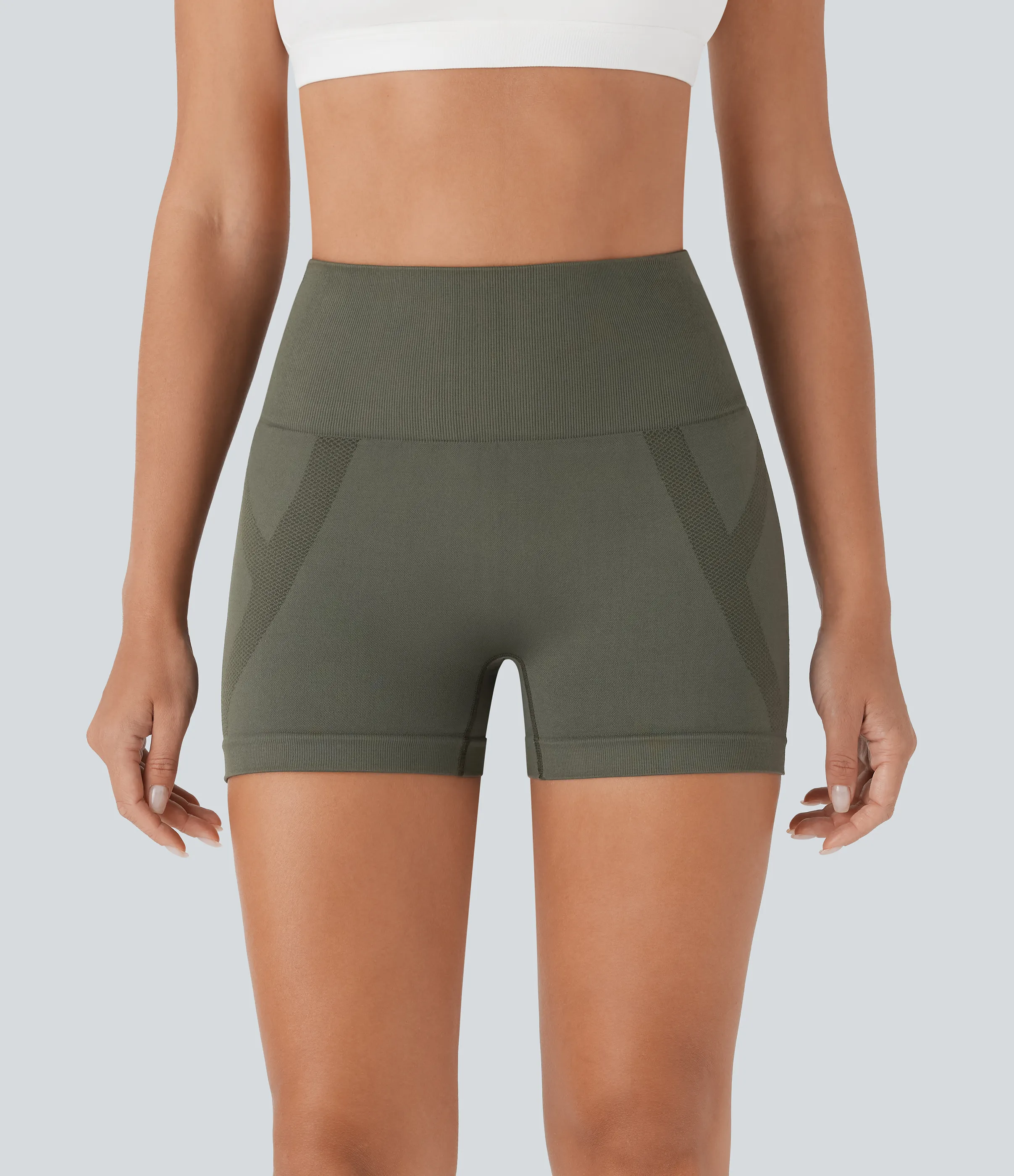 Halara Shorts de yoga tipo biker de tiro alto sin costuras con fruncido - Forest Night - XL sold by Halara product image thumbnail 4